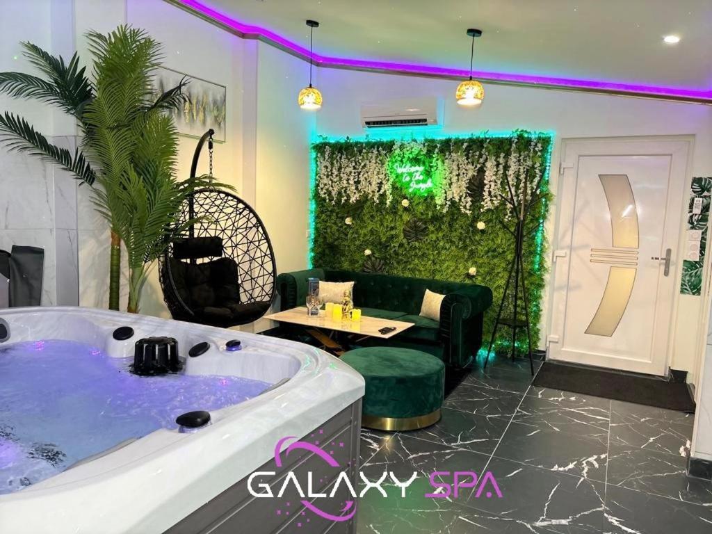 Galaxy Spa - Suite Jupiter Jacuzzi Privatif Champigneulles Exteriör bild